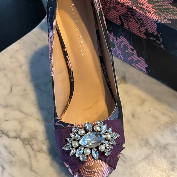 Kelly & Katie Black and Purple Floral Heels - Picture 3 of 8